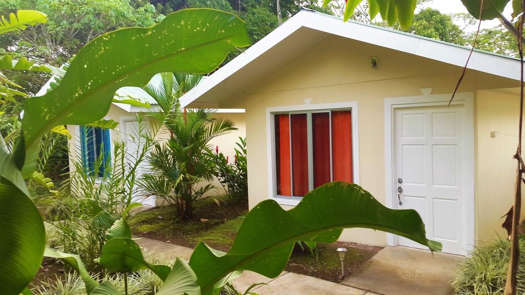 Tropical Paradise Bungalows Pital  Екстер'єр фото